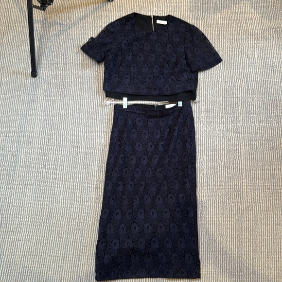 A.L.C. Other - ALC A.L.C. midnight Blue Lace Flower Skirt Blouse Set sz 8 silk lined
